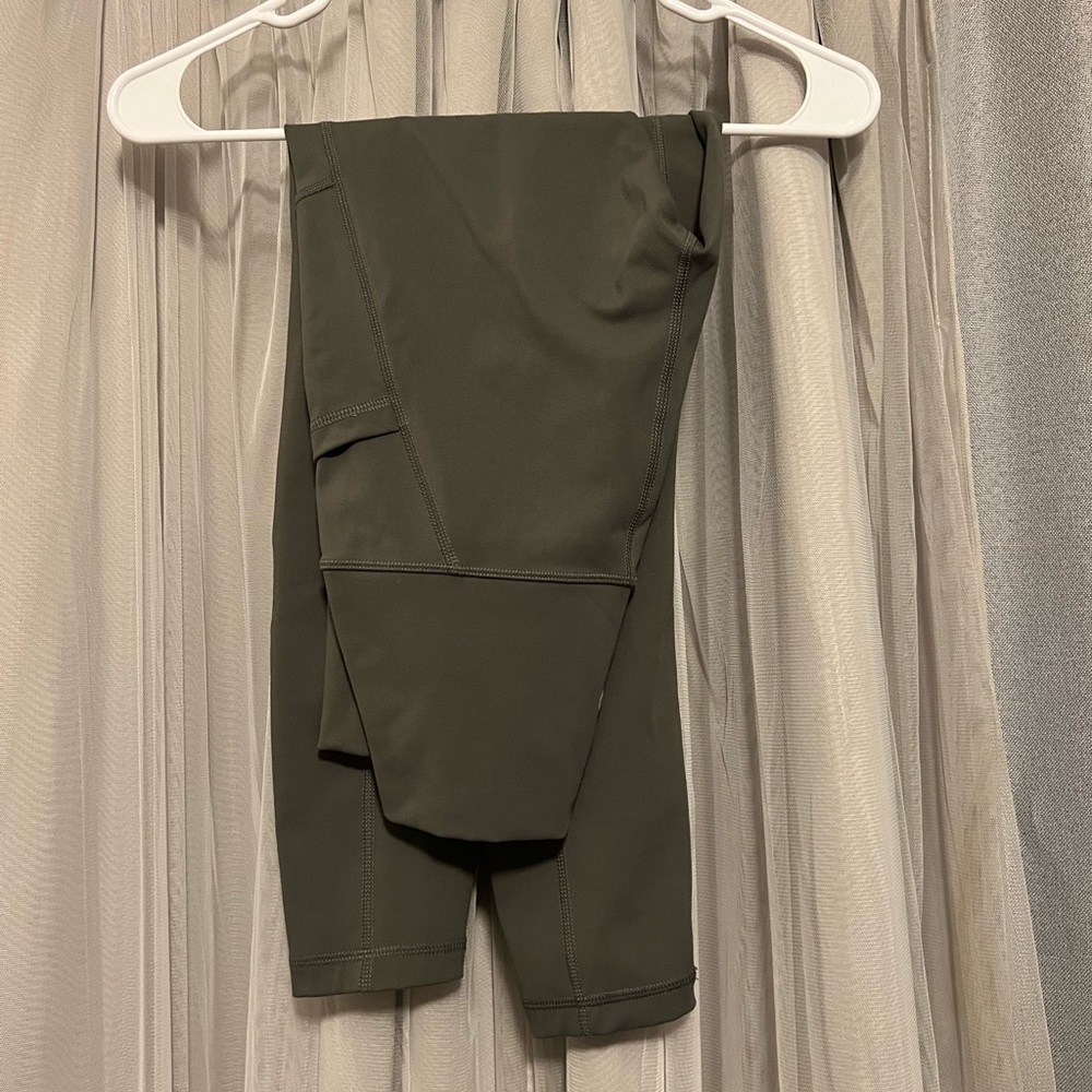 Athletic apparel (Nike)